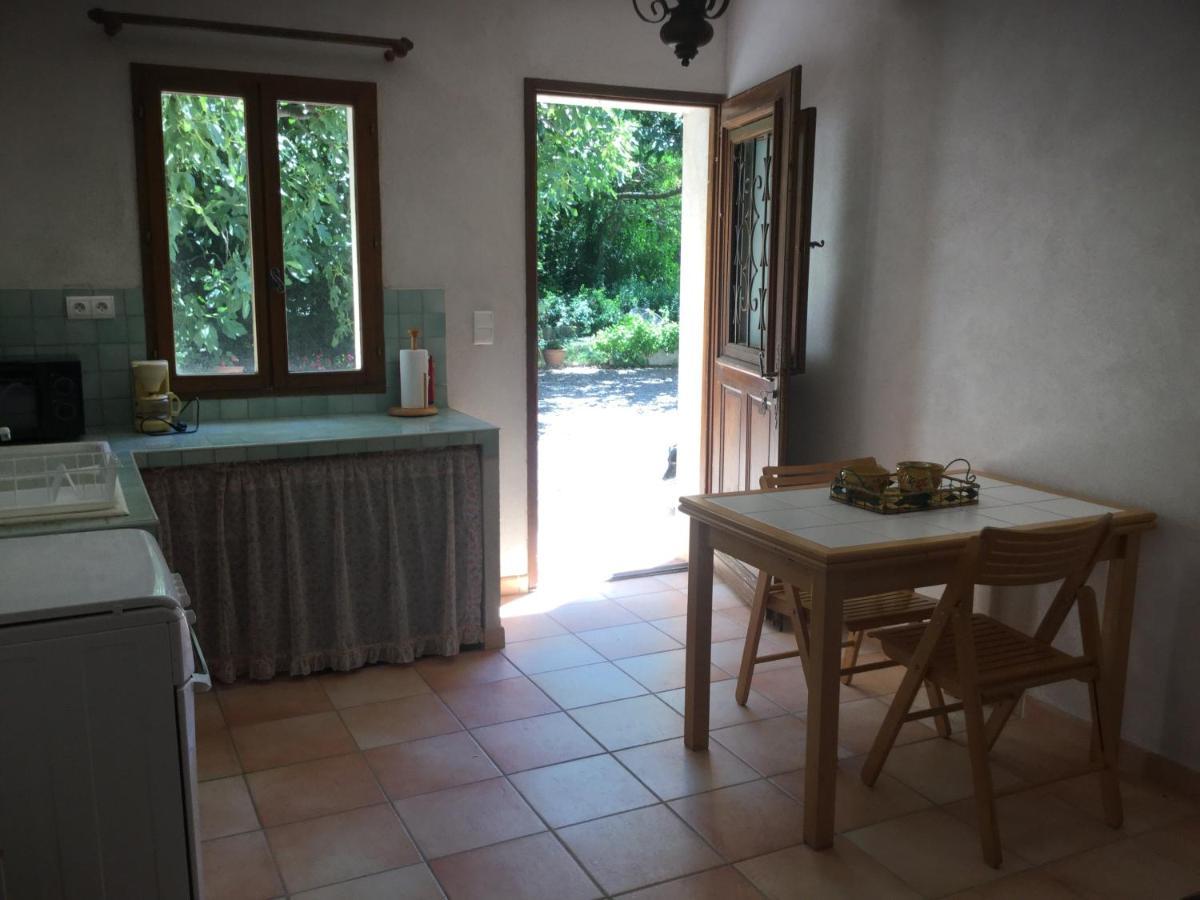 Appartement Dans Un Mas Provencal Истр Екстериор снимка